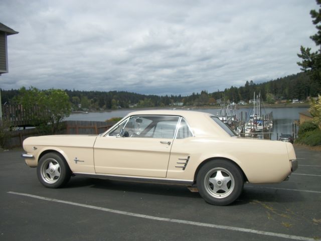 1966 Ford Mustang Coupe, New Paint and Interior, Rebuilt Motor, 67k miles 1966 Ford Mustang