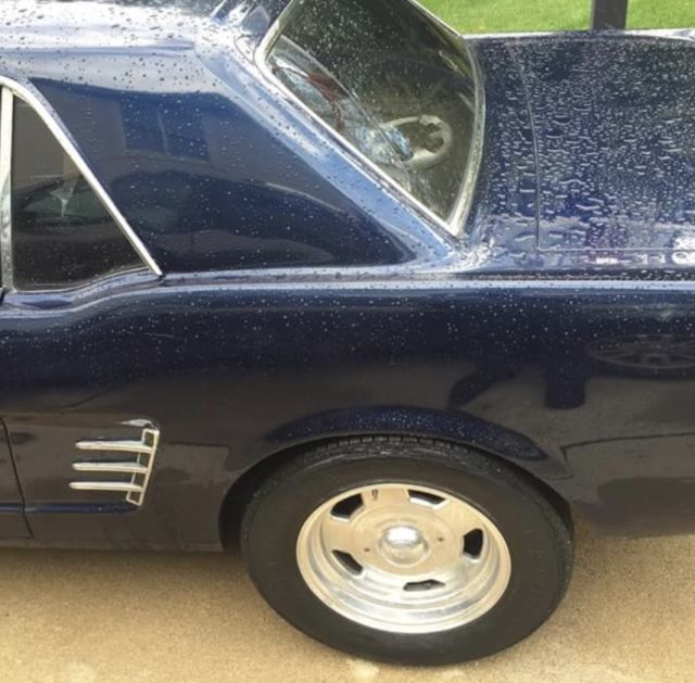 1966 Ford Mustang Base - photo 2