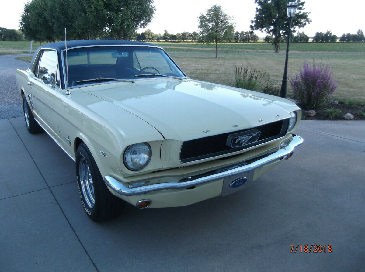 1966 Ford Mustang - photo 3
