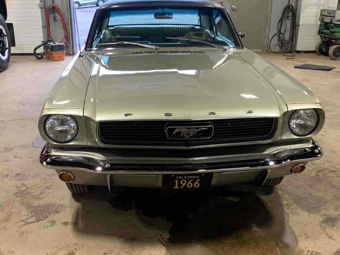 1966 Ford Mustang vinyl top - photo 4