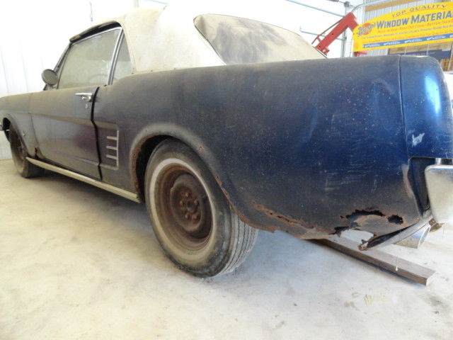 1966 Ford Mustang Deluxe 76B - photo 3