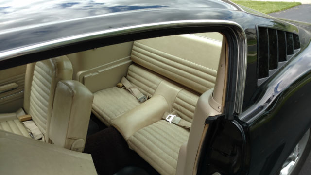 1966 Ford Mustang 2+2 fastback - photo 12