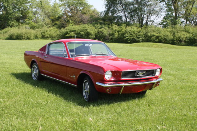 1966 Ford Mustang - photo 3