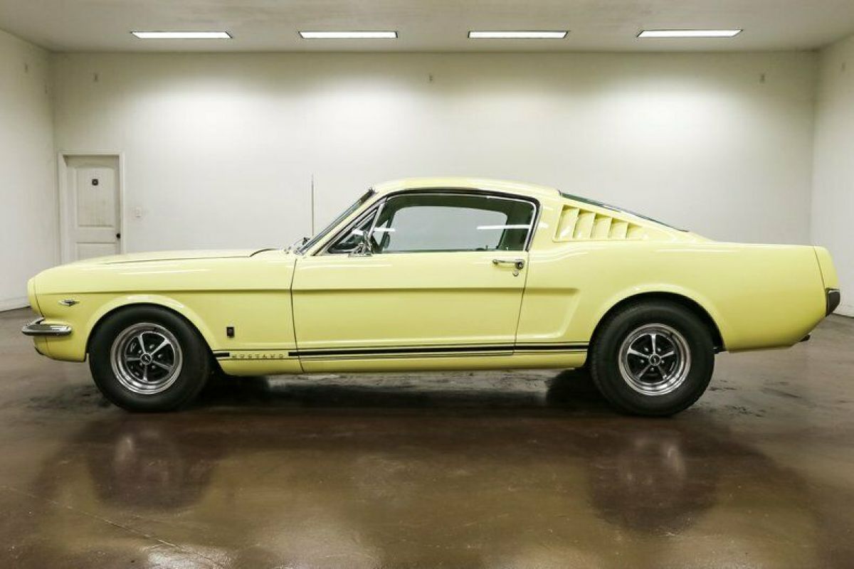 1966 Ford Mustang Fastback 2+2 - photo 4