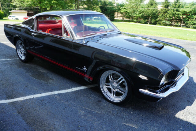 1966 Ford Mustang - photo 3