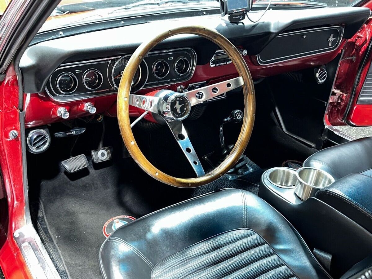 1966 Ford Mustang FASTBACK 331 STROKER 5 SPD WILWOOD AC!!!!!! - photo 2