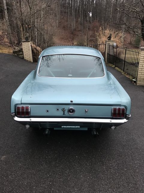 1966 Ford Mustang 2+2 - photo 2