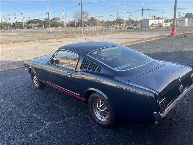 1966 Ford Gt 2 door - photo 2