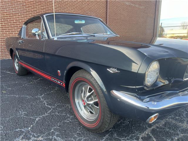 1966 Ford Gt 2 door - photo 7