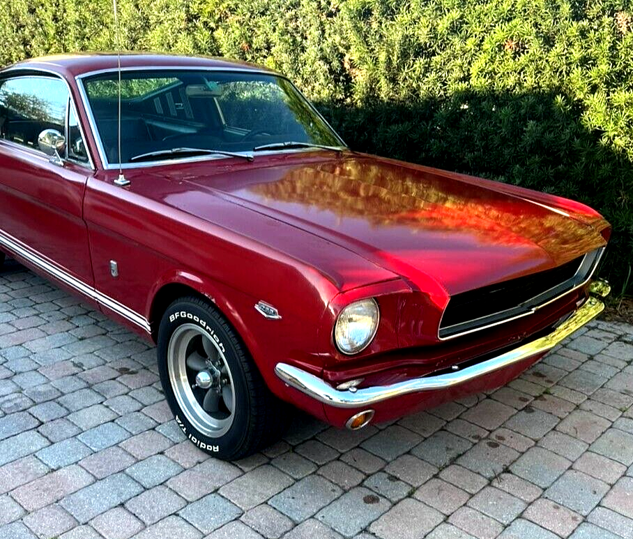 1966 Ford Mustang Fastback Real "09" Code V8 4 Speed! - photo 2
