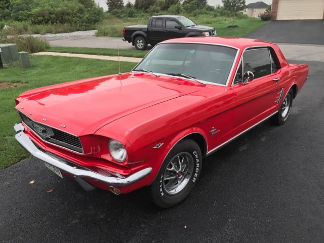 1966 Ford MUSTANG, garage kept, super clean 1966 Ford Mustang