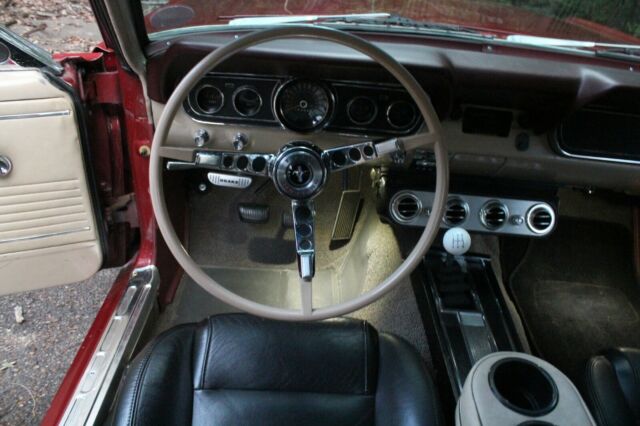 1966 Ford Mustang - photo 3