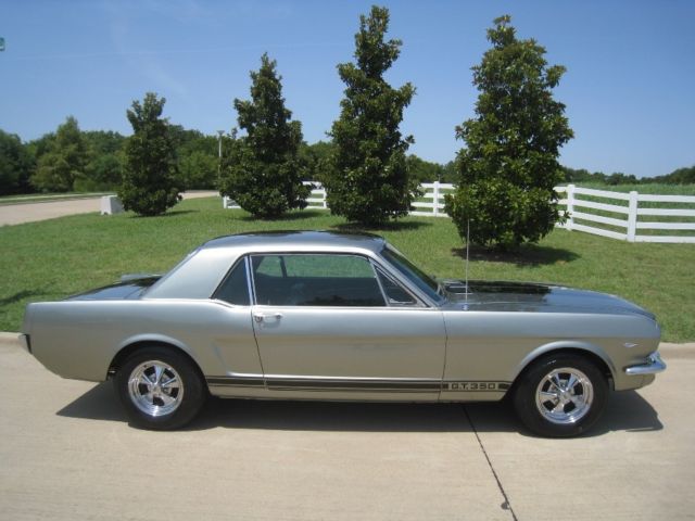 1966 Ford Mustang GT-350 289 Auto w/ AC - photo 3