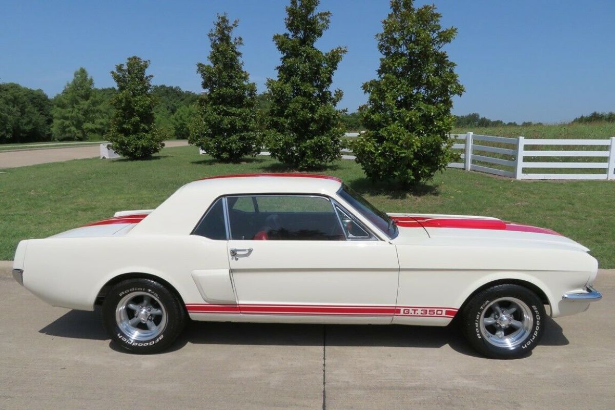 1966 Ford Mustang GT 350 - photo 2