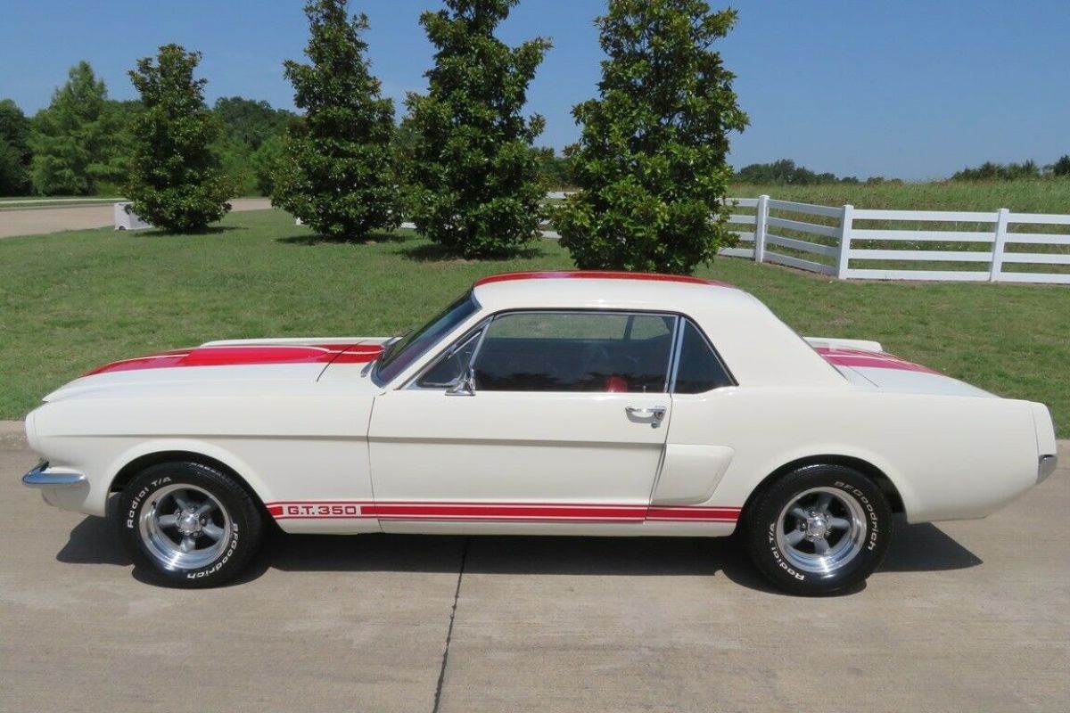 1966 Ford Mustang GT 350 - photo 3
