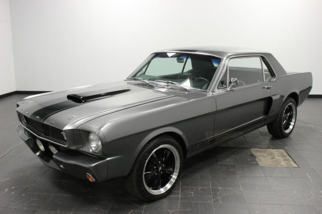 1966 Ford Mustang - photo 2