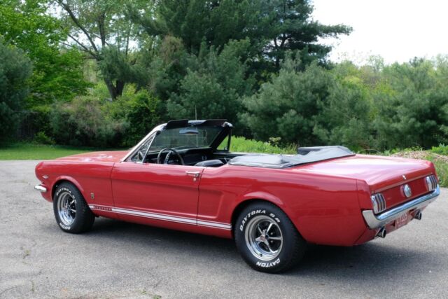 1966 Ford Mustang Convertible - photo 4
