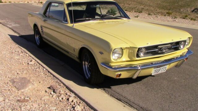 1966 Ford Mustang GT - photo 3