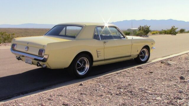 1966 Ford Mustang GT - photo 4