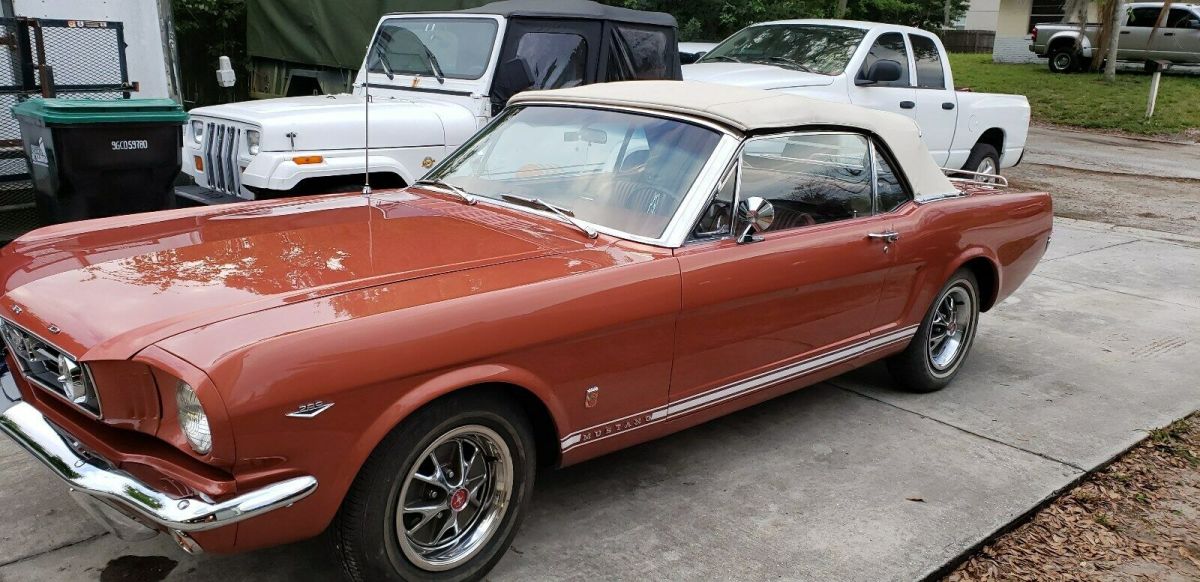 1966 Ford Mustang GT Convertable V8 289 ci w//ac 4spd automatic overdrive 1966 Ford Mustang GT Package