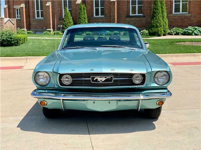 1966 Ford Mustang 2 door - photo 2