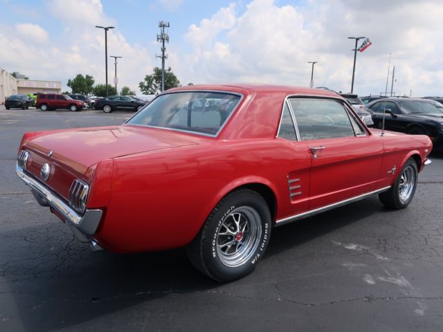 1966 Ford Mustang GT - photo 3