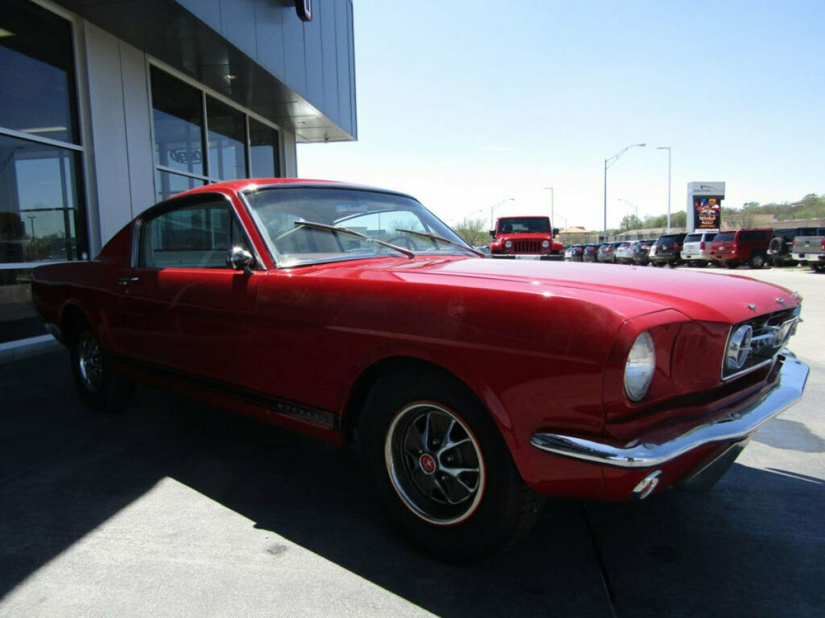 1966 Ford Mustang GT Fastback - photo 9