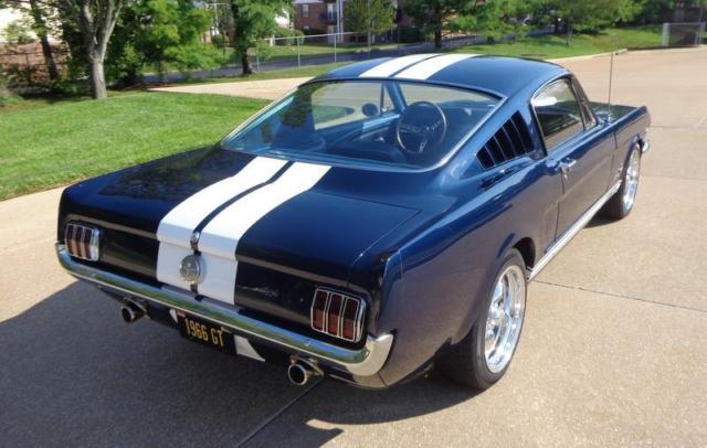 1966 Ford Mustang GT350 - photo 9