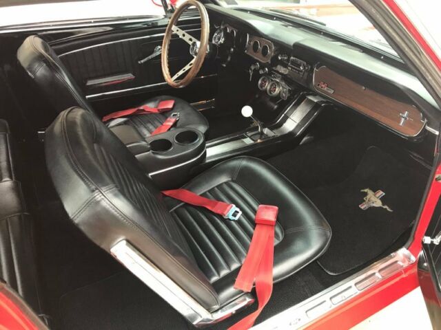 1966 Ford Mustang Hi performance 302 4 speed manual dressed like a C - photo 5
