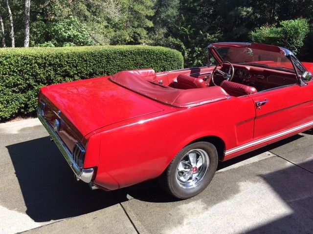 1966 Ford Mustang GT Deluxe interior - photo 6
