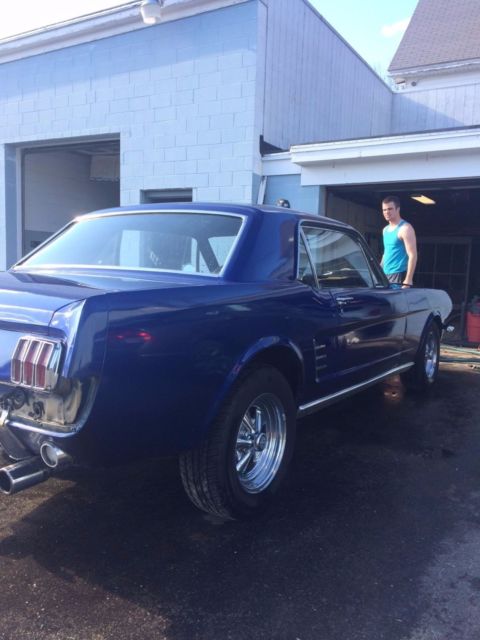 1966 Ford Mustang - photo 4