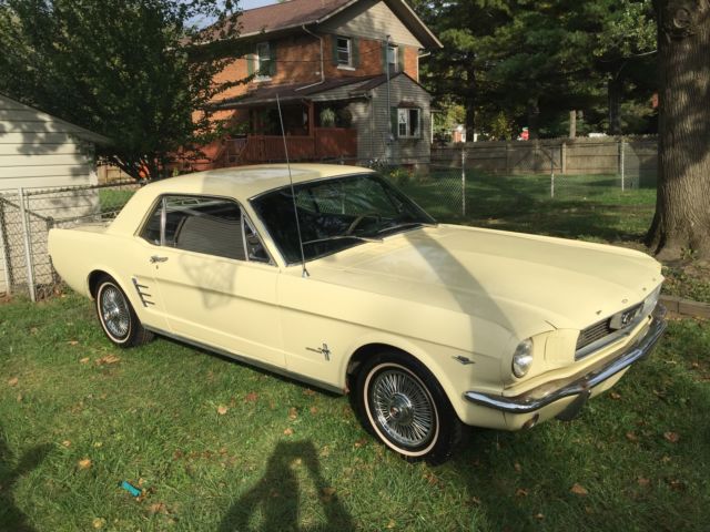 1966 Ford Mustang Notchback Matching Numbers Factory 289 V8 Motor Nice Car! 1966 Ford Mustang Coupe