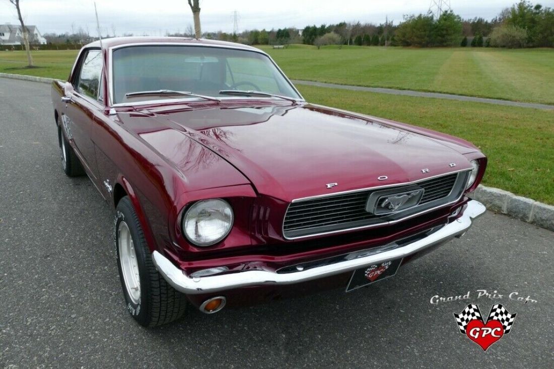 1966 Ford Mustang - photo 2