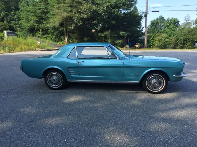 1966 Ford Mustang coupe - photo 5