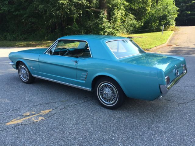 1966 Ford Mustang coupe - photo 9
