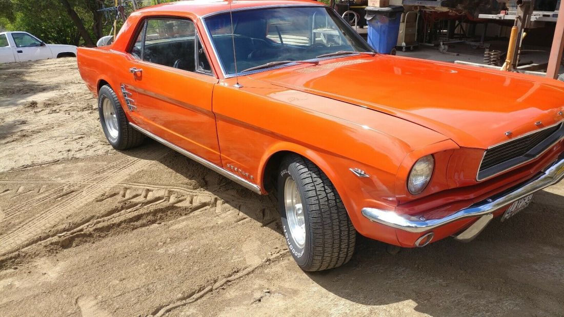 1966 Ford Mustang - photo 2