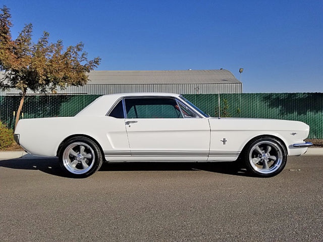 1966 Ford Mustang - photo 2