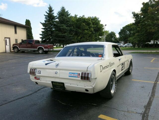 1966 Ford Mustang Road Racer, Very Competitive, Many Updates - photo 9