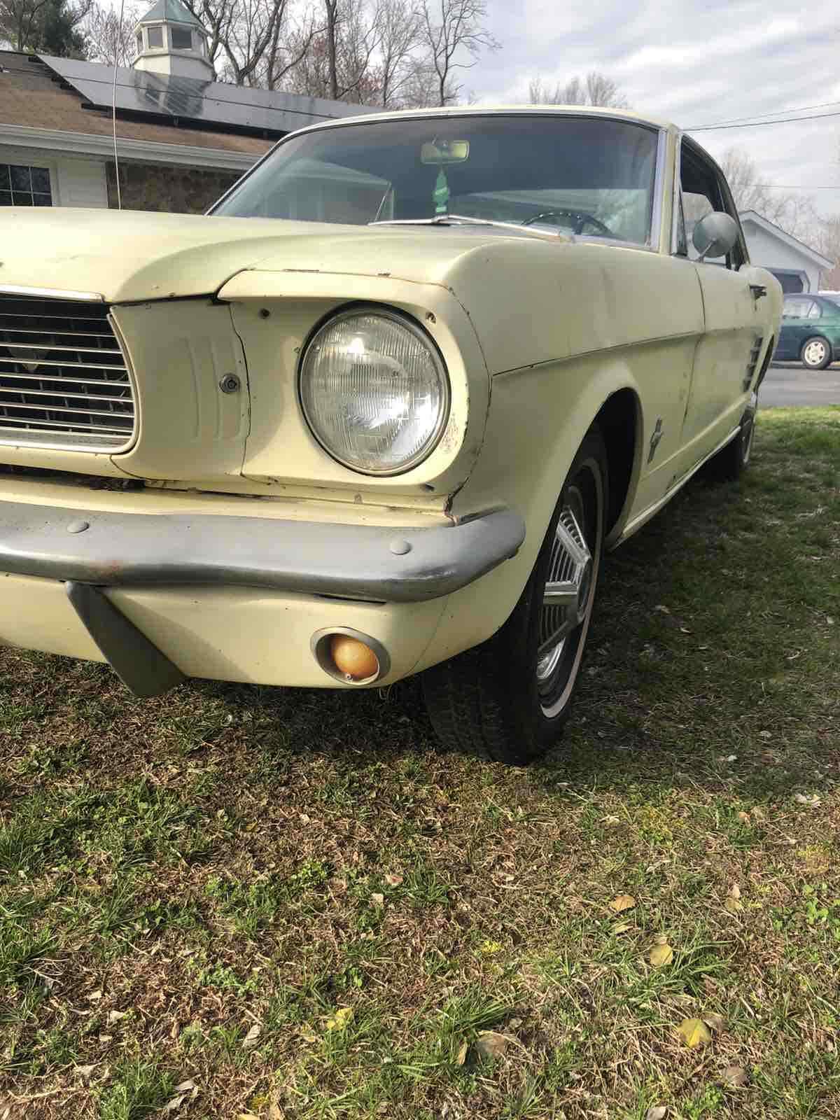 1966 Ford Mustang base - photo 3