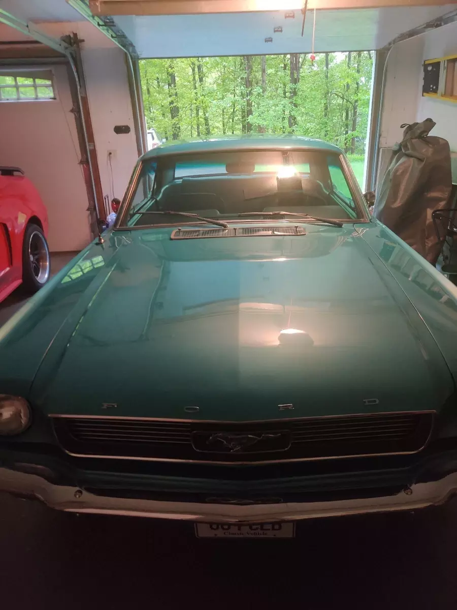 1966 Ford Mustang Sprint 200 HOT CAR!!! 1966 Ford Mustang Metal rocker panel trim