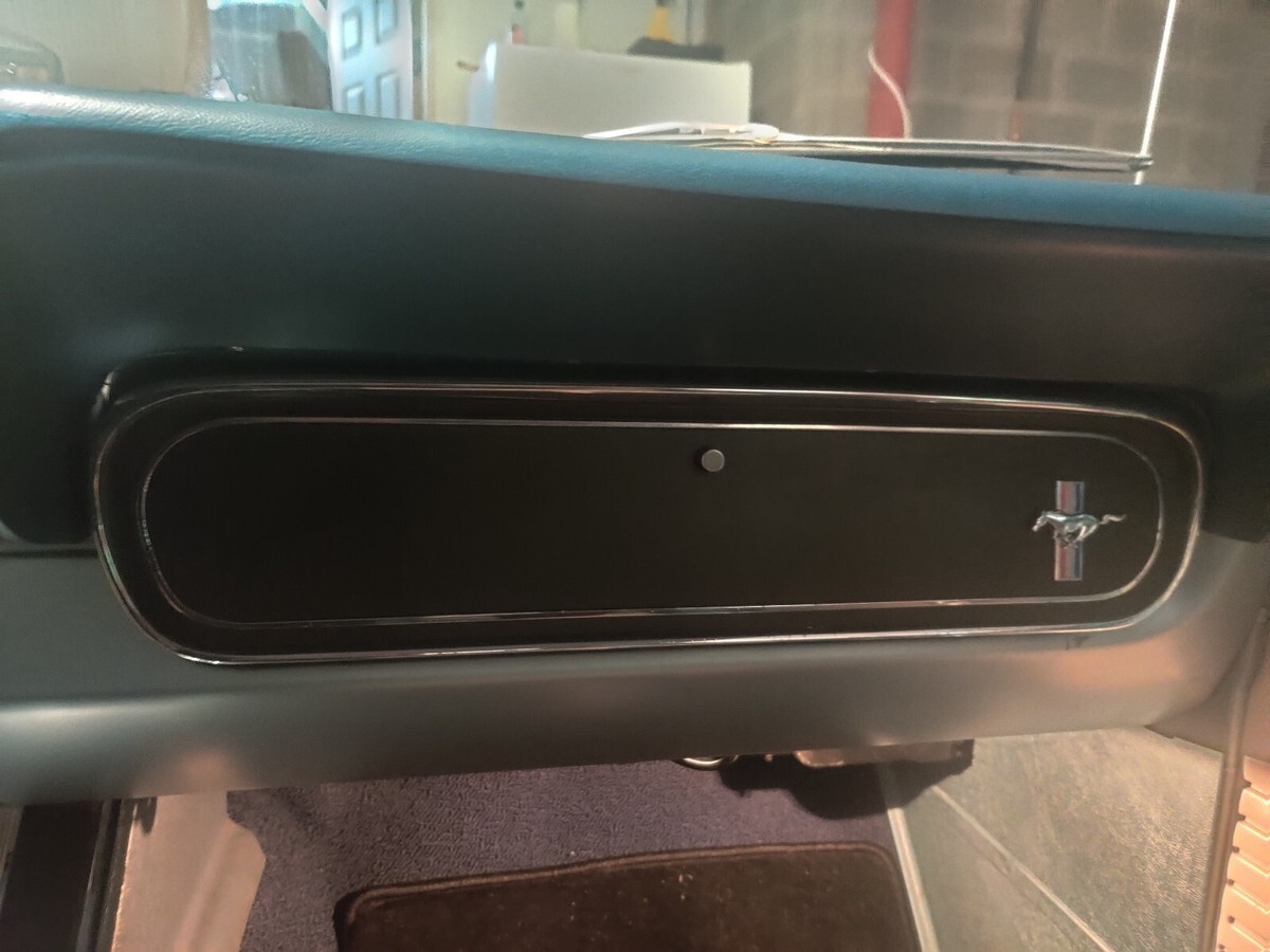 1966 Ford Mustang Metal rocker panel trim - photo 8