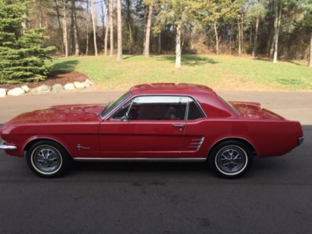 1966 Ford Mustang - photo 3