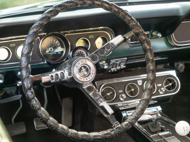 1966 Ford Mustang 2 Door Coupe, V8, A/C, Center Console - photo 5
