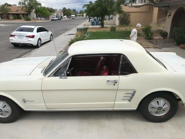 1966 Ford Mustang - photo 4