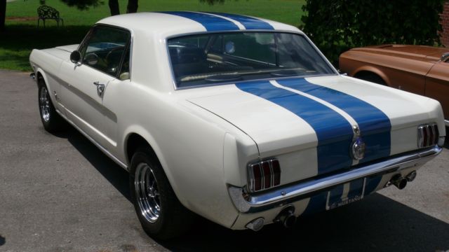 1966 Ford Mustang - photo 3