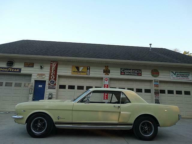 1966 Ford Mustang -- - photo 2