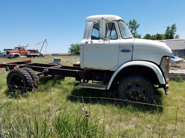 1966 Ford N600 - photo 5