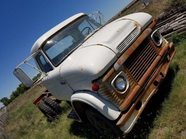 1966 Ford N600 - photo 9