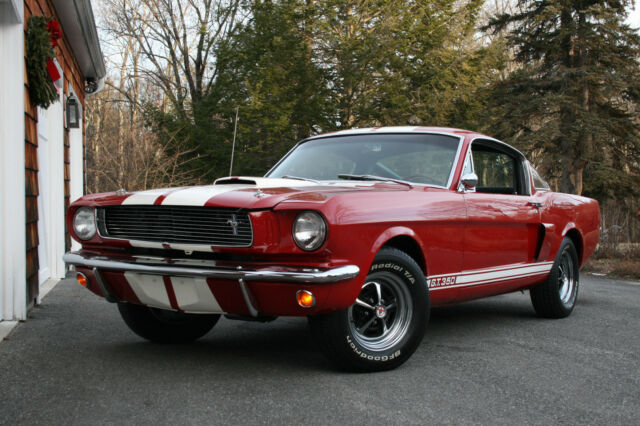 1966 Ford Shelby GT350 Mustang Fastback Salutation car 1966 Ford Mustang GT350 "R" code salutation