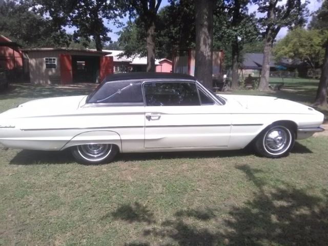 1966 Ford Thunderbird LANDAU TOWN COUPE - photo 10
